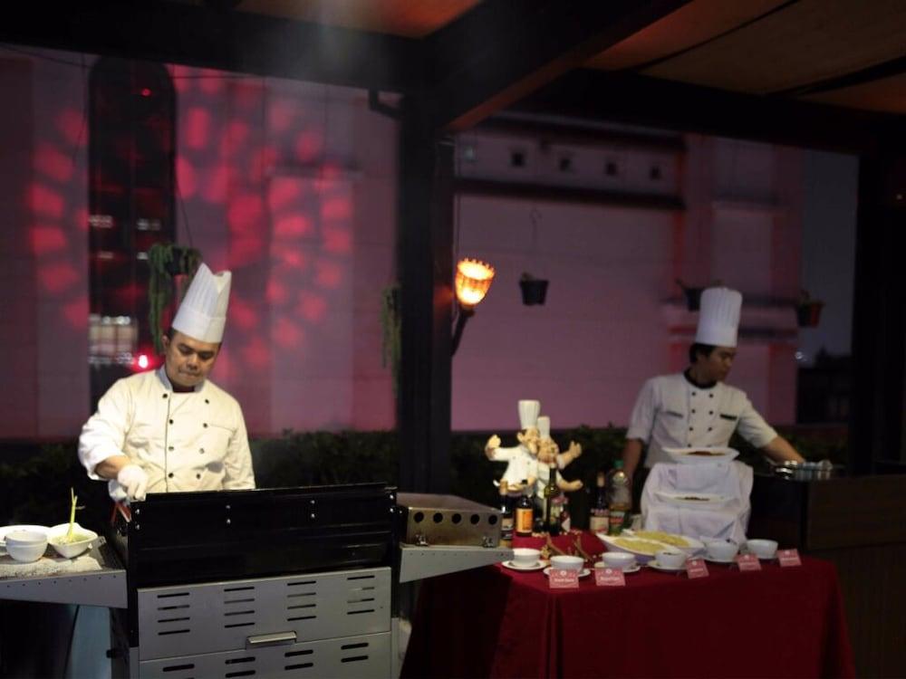 Pasar Baru Square Hotel Bandung Kültér fotó